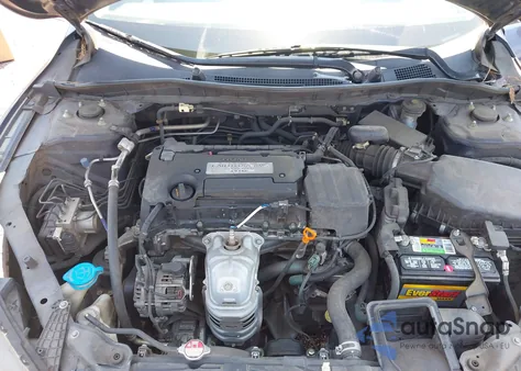 2015 Honda Accord Lx z USA, uszkodzony, nr VIN 1HGCR2F30FA139100